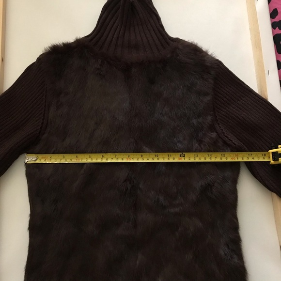 Vintage Women’s Brown Genuine Rabbit Fur Turtle Neck Sweater - Picture 6 of 11